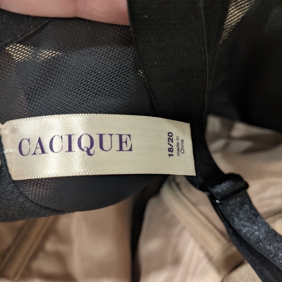 Cacique lace corset - Picture 10 of 10